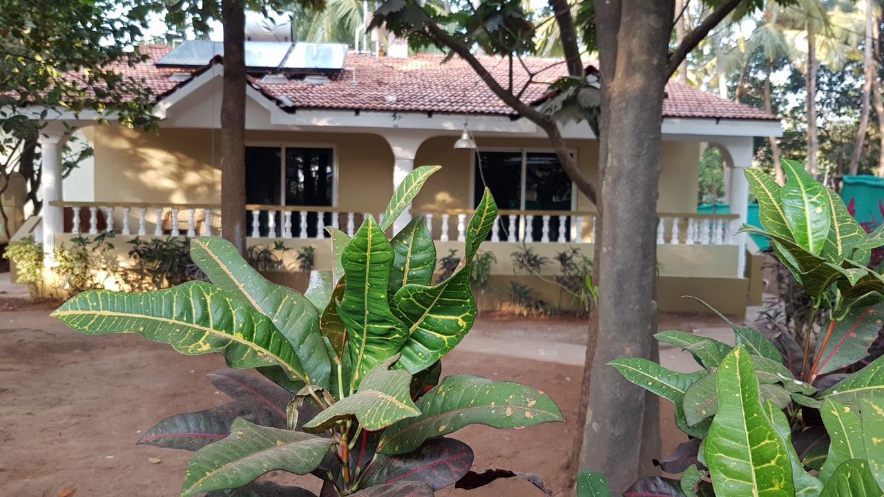 Hill Top Goa Lodge Вагатор Екстер'єр фото