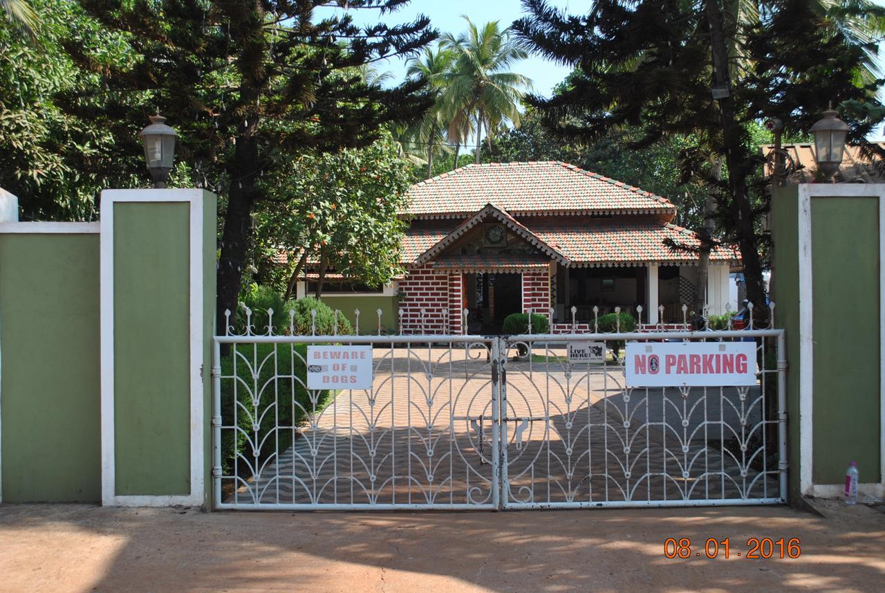 Hill Top Goa Lodge Вагатор Екстер'єр фото